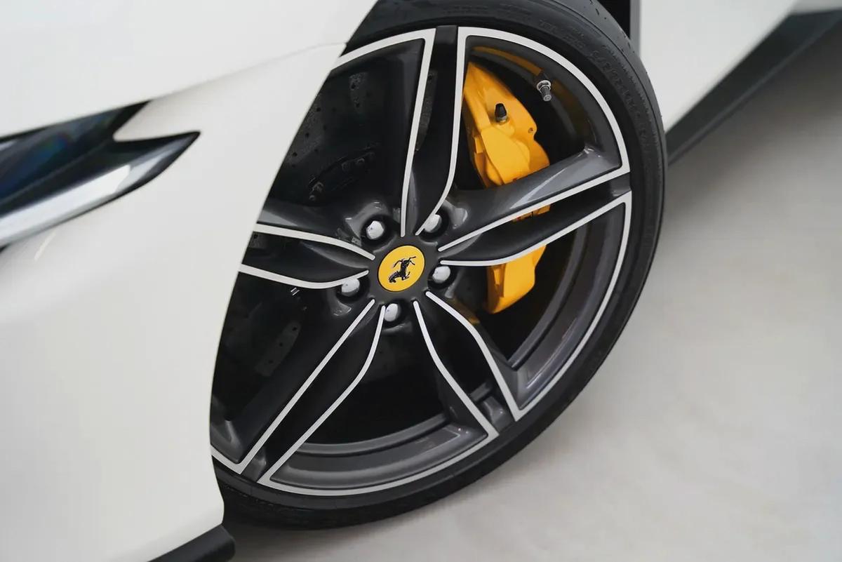 2024 FERRARI ROMA SPIDER WITH WARRANTY AND SERVICE CONTRACT-10-10