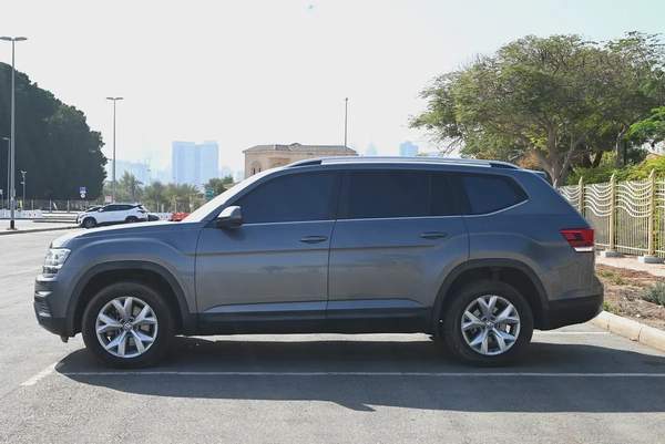 0% DP - GCC SPECS - VOLKSWAGEN TERAMONT 3.6L 4WD - FIRST OWNER