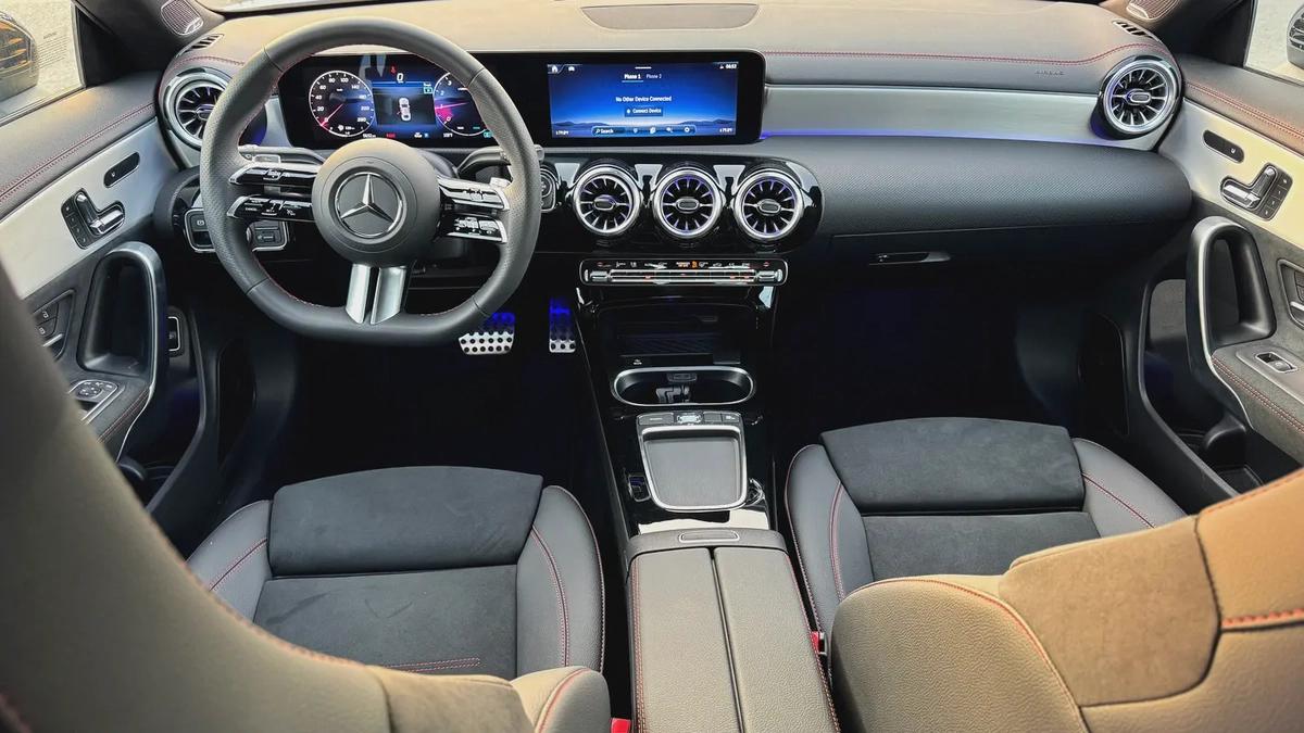 Mercedes-Benz CLA-Class CLA 250 4MATIC-7-7
