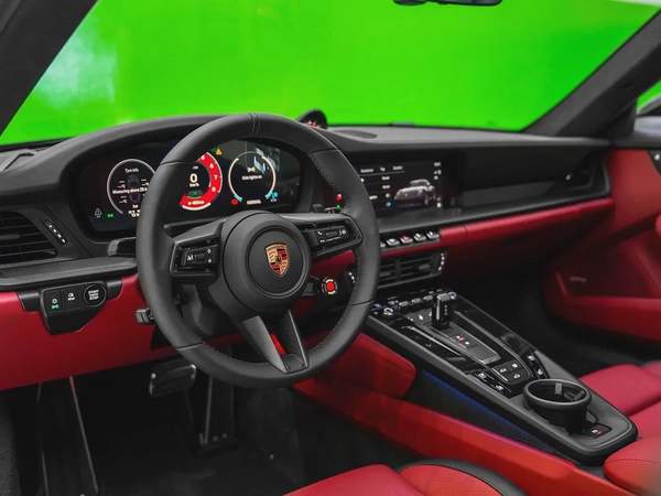 AEROKIT 2026 BRAND NEW CARRERA 4 GTS UNDER 2 YEARS WARRANTY- MATRIX LED-EXCLUSIVE TAIL LIGHTS- BOSE
