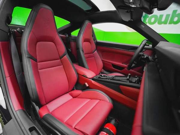 AEROKIT 2026 BRAND NEW CARRERA 4 GTS UNDER 2 YEARS WARRANTY- MATRIX LED-EXCLUSIVE TAIL LIGHTS- BOSE