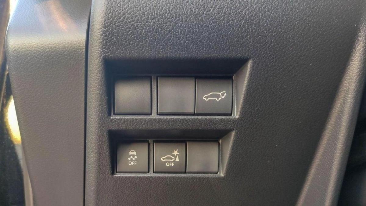 Toyota Land Cruiser LAND CRUISER VX 4.0L JBL SYSTEM-10-10