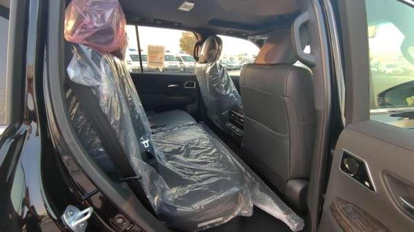 Toyota Land Cruiser LAND CRUISER VX 4.0L JBL SYSTEM
