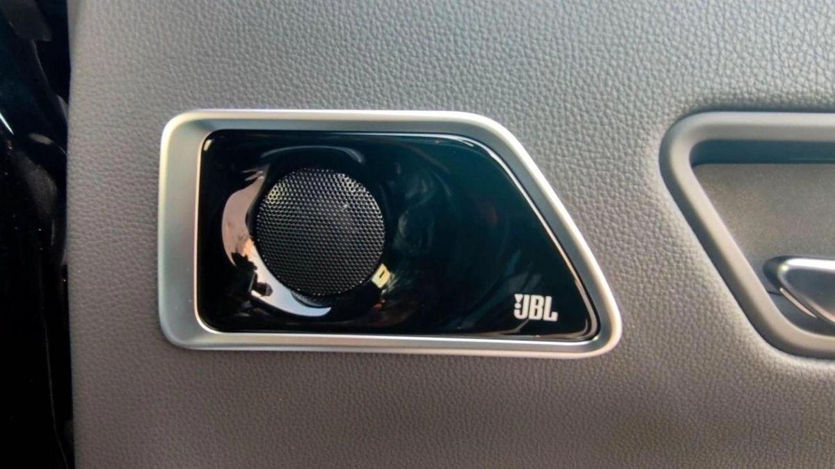 Toyota Land Cruiser LAND CRUISER VX 4.0L JBL SYSTEM-15-15