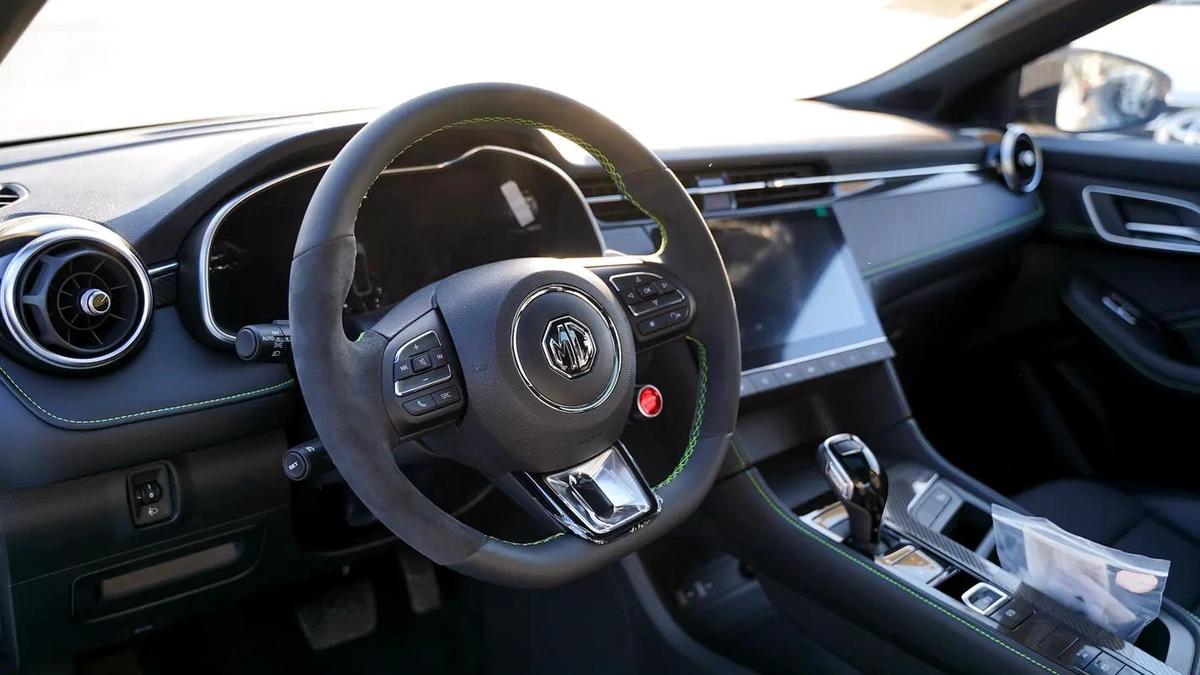 MG 6 1.5L TURBO XLINE TROPHY LUXURY CHINESE $%! MODEL 2025-9-9