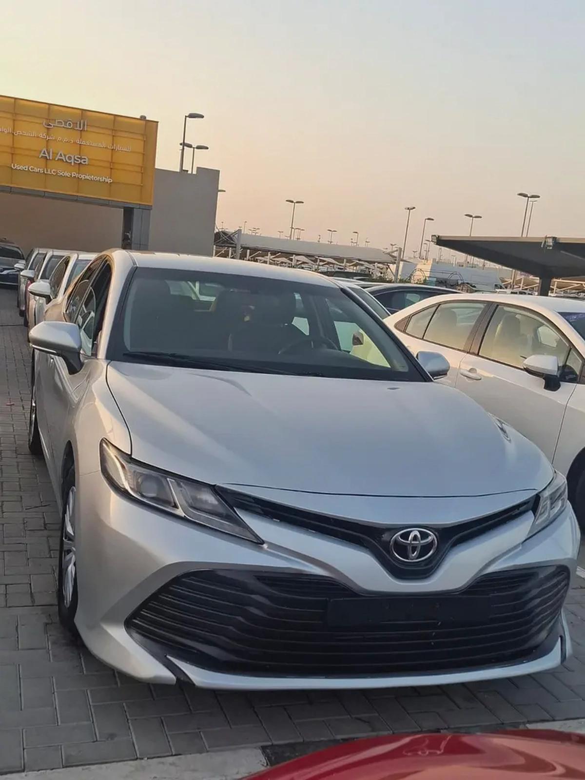 تويوتا كامري تكسي الاصل 2020-4-4