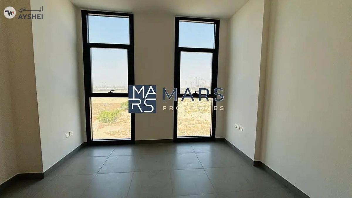 Modern Studio Living – Style and Comfort Combined-10-10