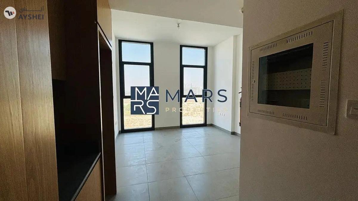 Modern Studio Living – Style and Comfort Combined-4-4