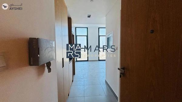 Modern Studio Living – Style and Comfort Combined