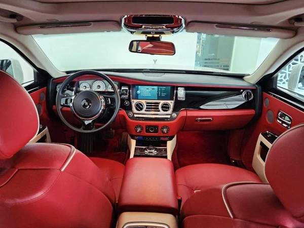 Rolls-Royce Ghost STD 6.6L-12CYL EXCELLENT CONDITION GCC SPECS - AED 260,000