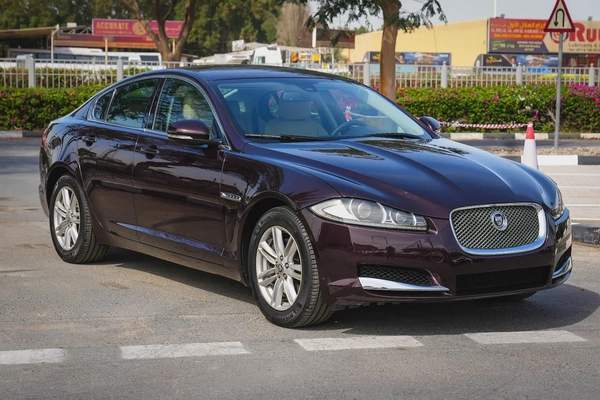 JAGUAR XF LUXURY 2013!! GCC SPECS!! FULL SERVICE HISTORY FROM AL TAYER