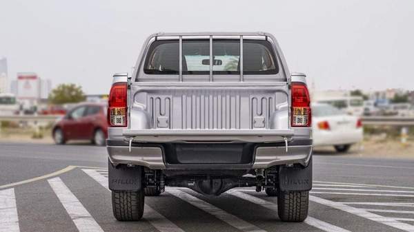 Toyota Hilux Hilux 2.4L mid option p.w MY2025 FOR EXPORT ONLY