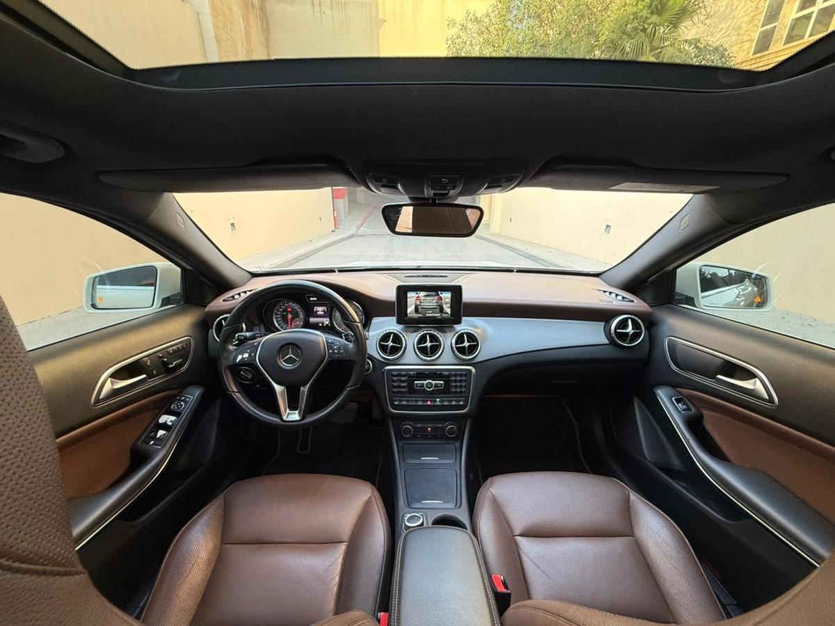 Gulf Specs 2015 MERCEDES BENZ GLA250 4MATIC 2.0Litre Turbo (Gargash Service History)-5-5