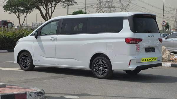 BAW M7 (White)