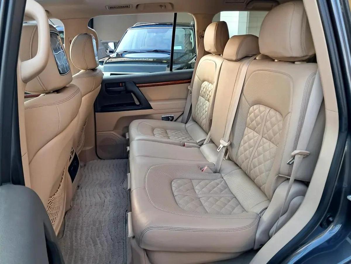 Toyota Land Cruiser GxR V6 Full Option Single Owner Used Very Well Maintained No Any Issue-19-19