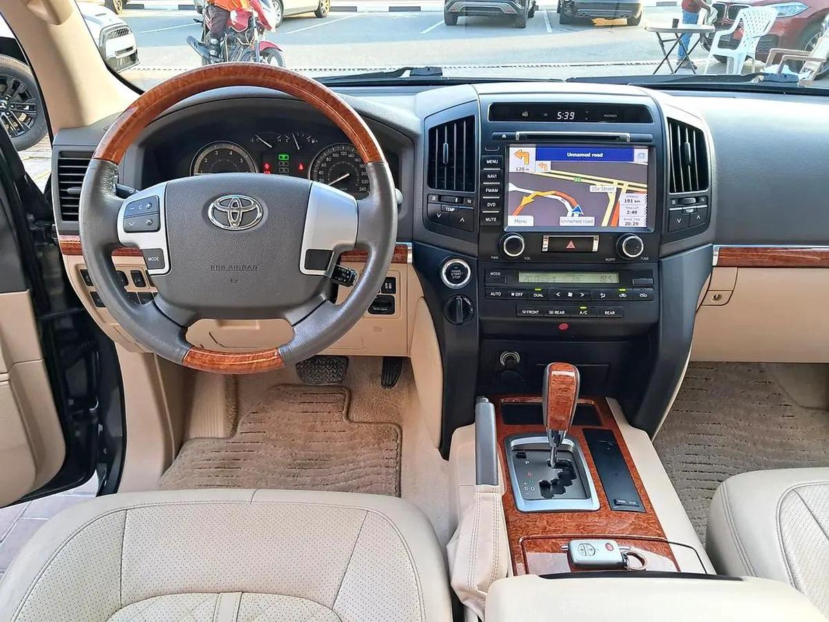 Toyota Land Cruiser GxR V6 Full Option Single Owner Used Very Well Maintained No Any Issue-17-17