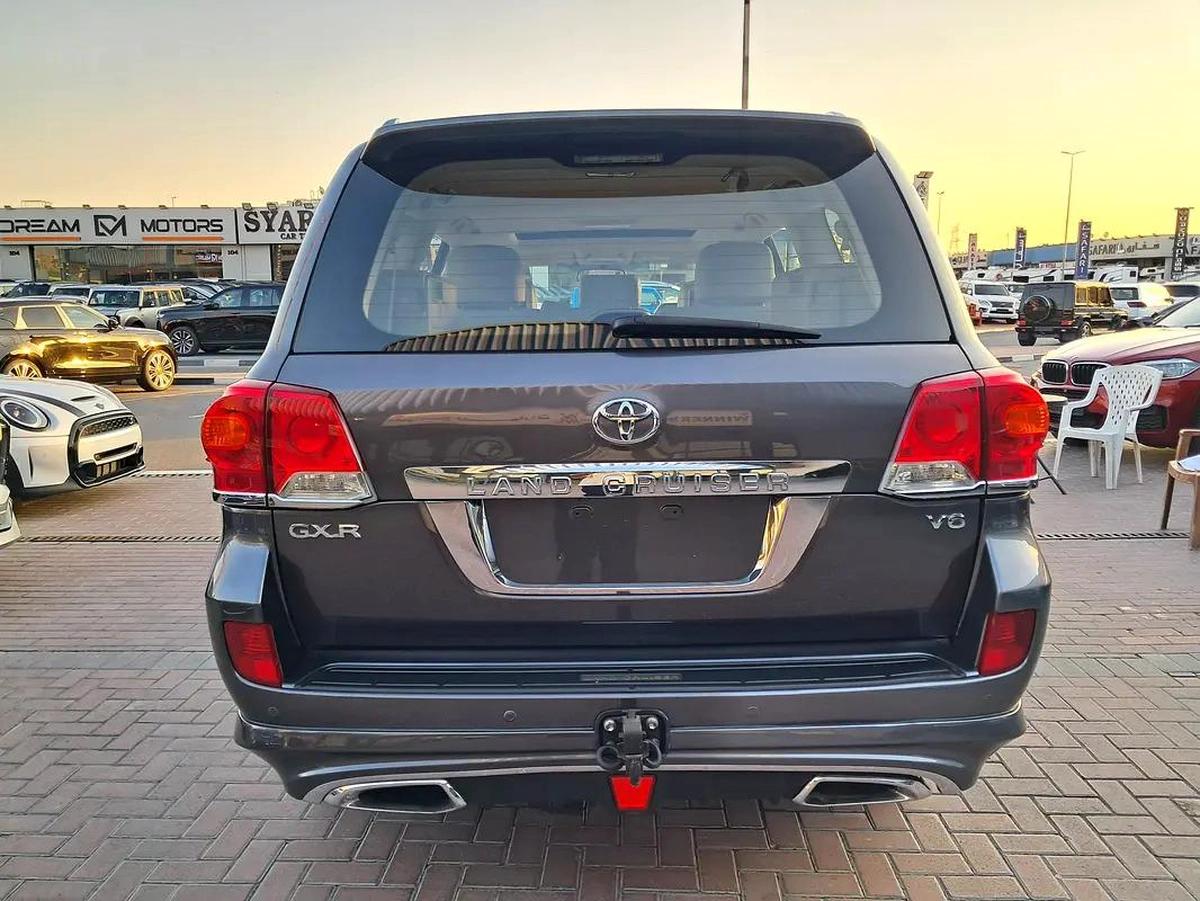 Toyota Land Cruiser GxR V6 Full Option Single Owner Used Very Well Maintained No Any Issue-1-1