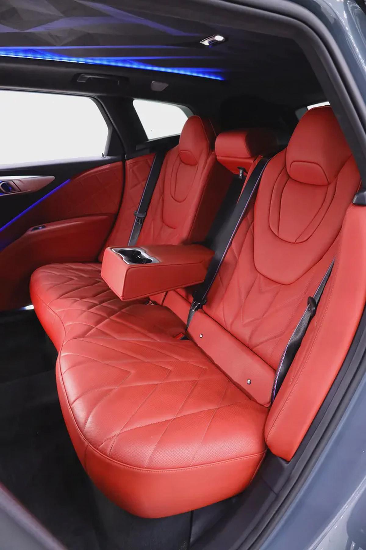 XM GCC CARBON PACKAGE FULLY LOADED + SPECIAL SPECS + WARRANTY AND SERVICE + FULL PPF + CLEAN TITLE-15-15