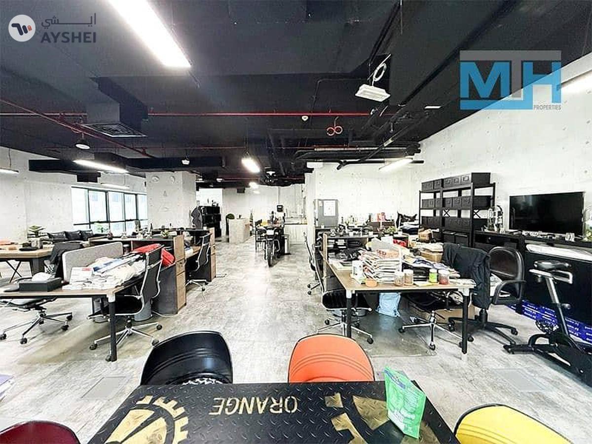 Latifa Tower, Sheikh Zayed Road, Dubai-1-1