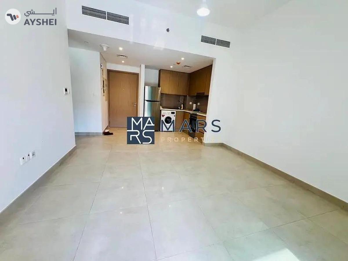 Luxury 1 BEDROOM - - Pool View-6-6