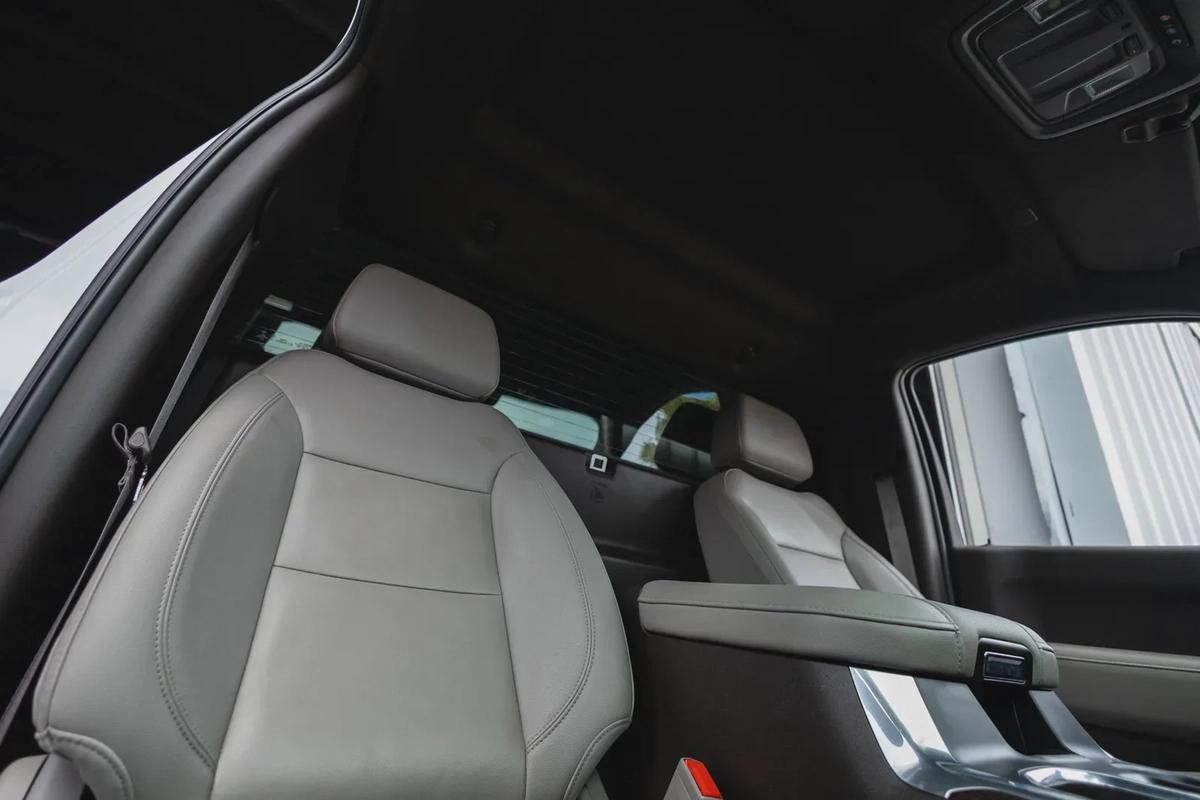 Chevrolet Silverado 1500 2023-3-3