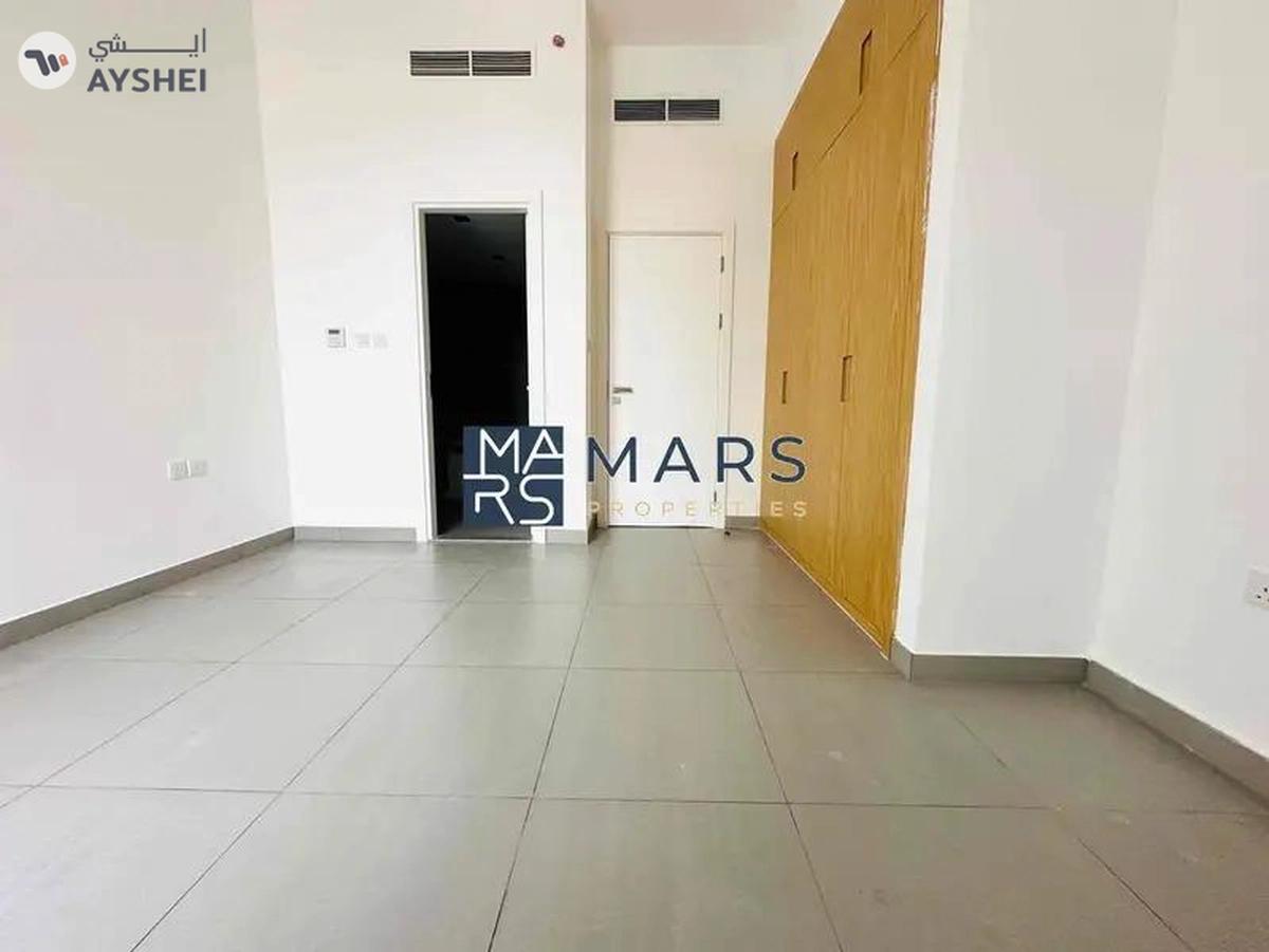 π‘ Luxurious 1-Bedroom Apartment with Balcony β Perfect for Modern Living! π-7-7