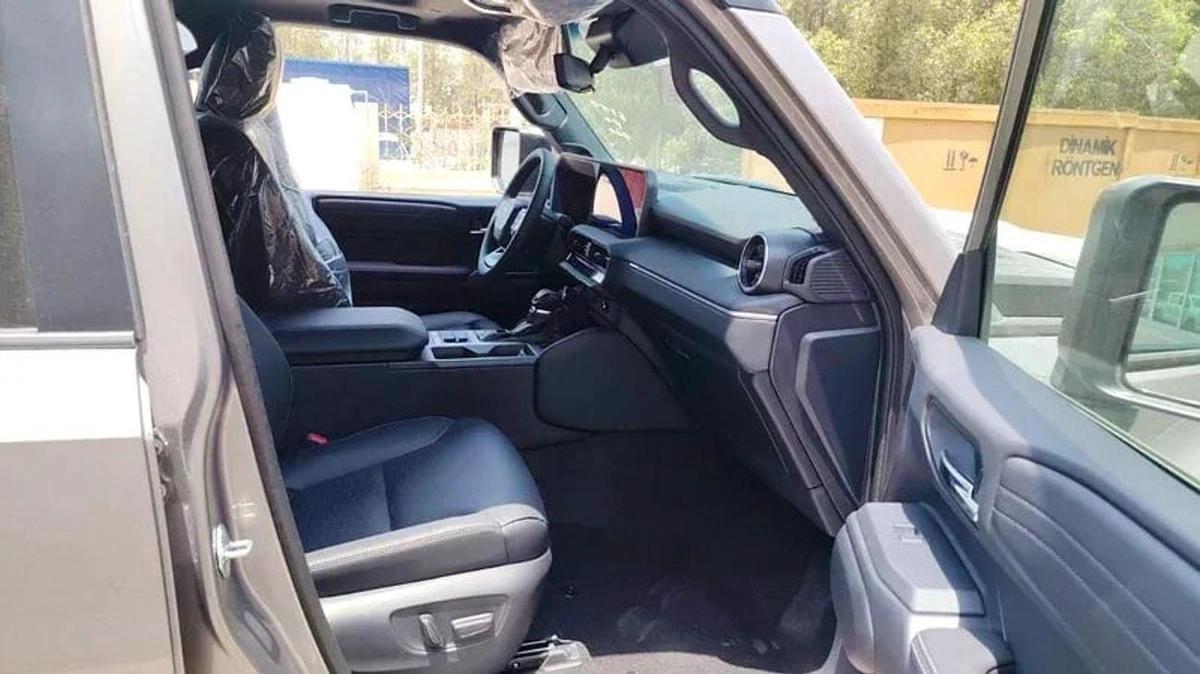 Toyota Prado (LHD) PRADO LUXURY 2.4P AT MY2025-8-8