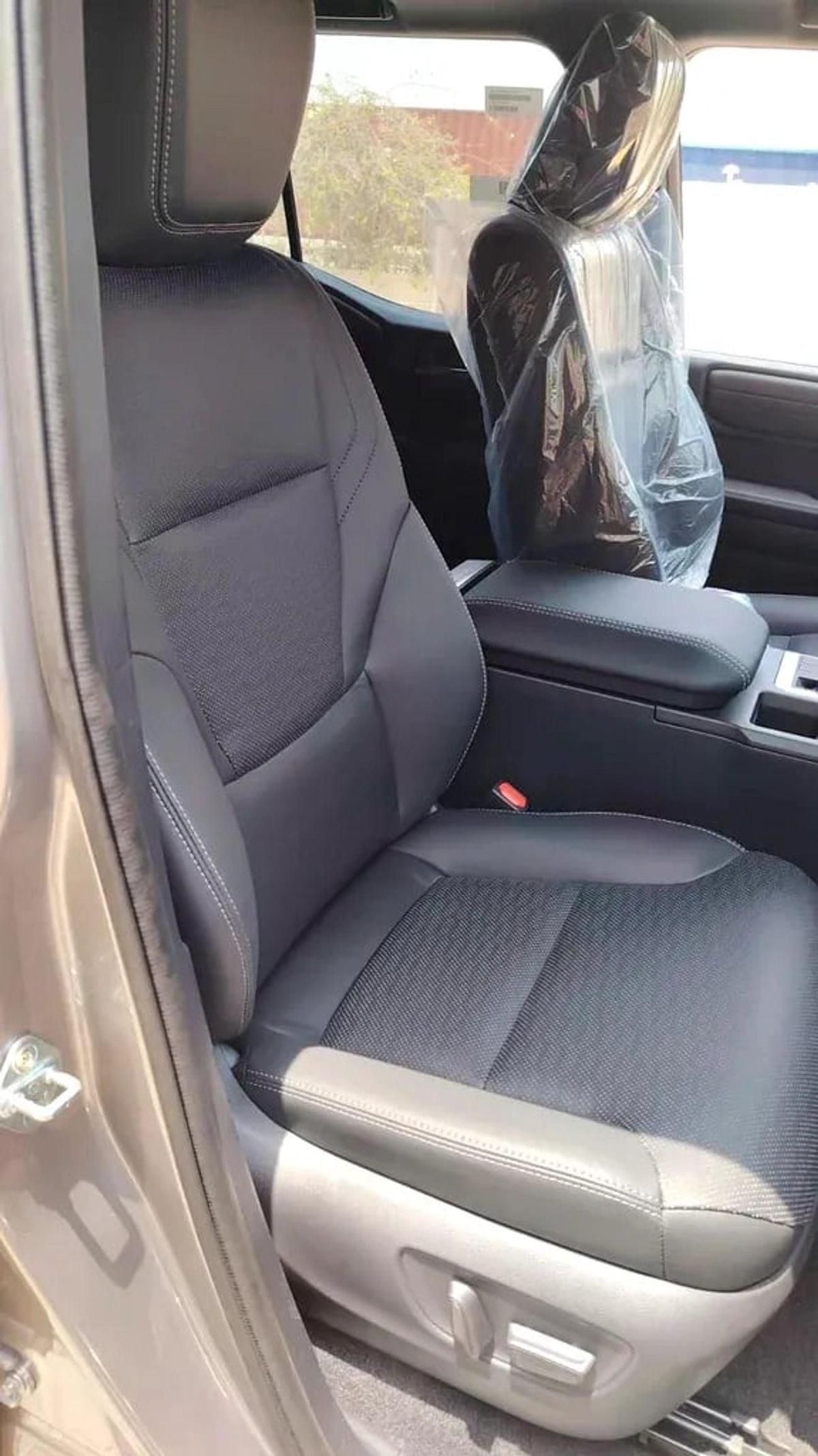 Toyota Prado (LHD) PRADO LUXURY 2.4P AT MY2025-15-15