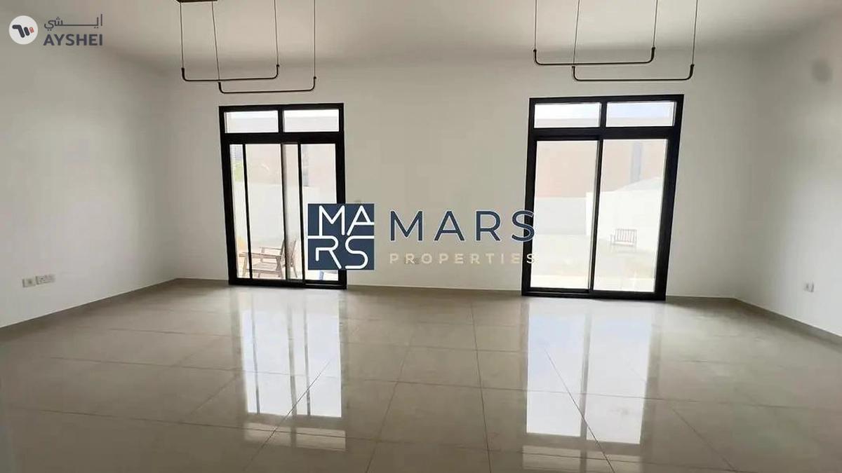 ๐ Majestic 4BR Sama Majlis Villa | Prime Location | Expansive Plot ๐-15-15