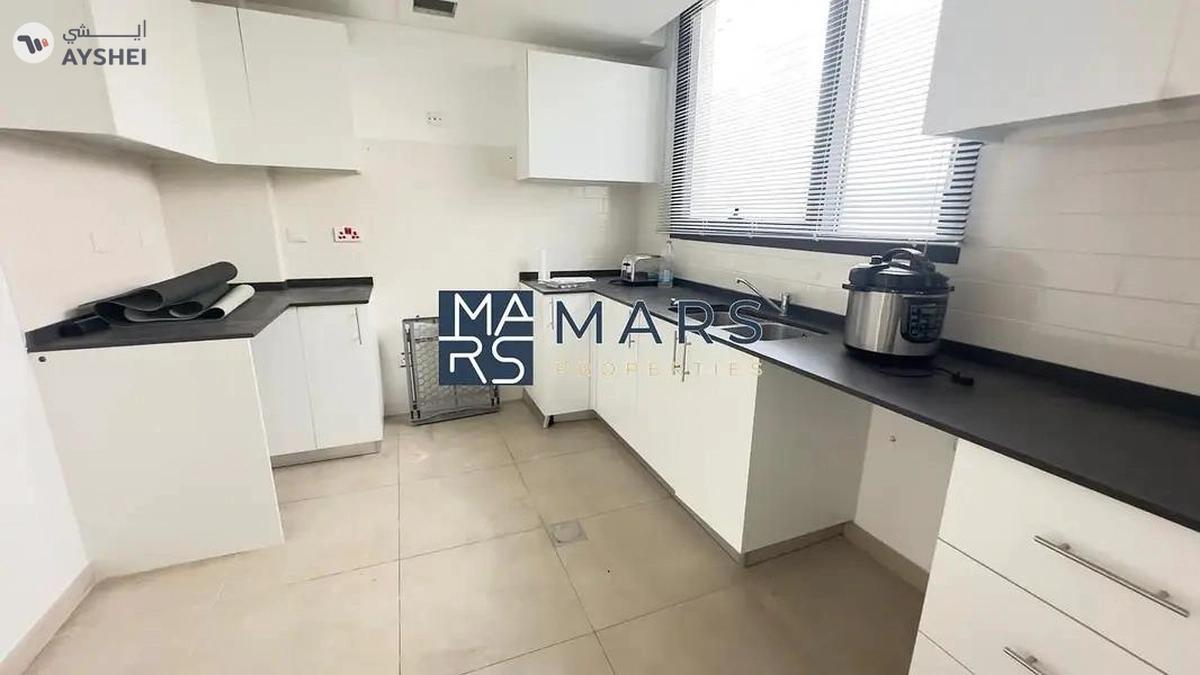 ๐ Majestic 4BR Sama Majlis Villa | Prime Location | Expansive Plot ๐-16-16