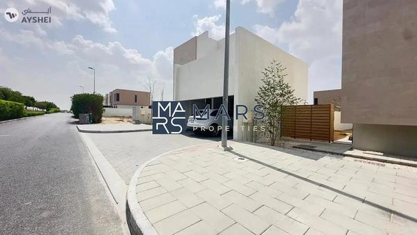 ๐ Majestic 4BR Sama Majlis Villa | Prime Location | Expansive Plot ๐