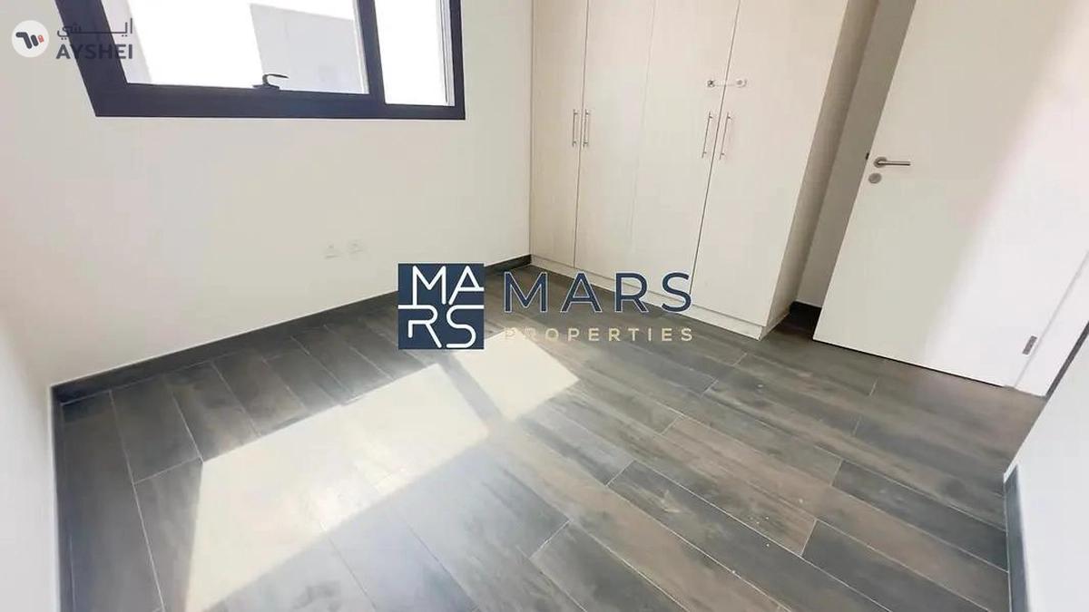 ๐ Majestic 4BR Sama Majlis Villa | Prime Location | Expansive Plot ๐-4-4