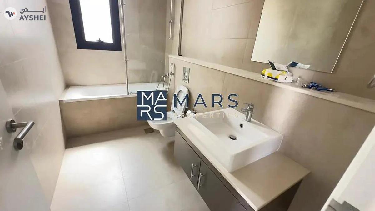 ๐ Majestic 4BR Sama Majlis Villa | Prime Location | Expansive Plot ๐-5-5