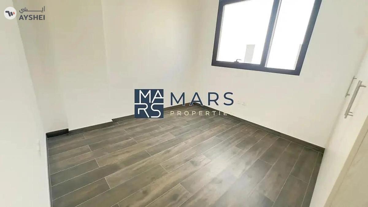 ๐ Majestic 4BR Sama Majlis Villa | Prime Location | Expansive Plot ๐-8-8