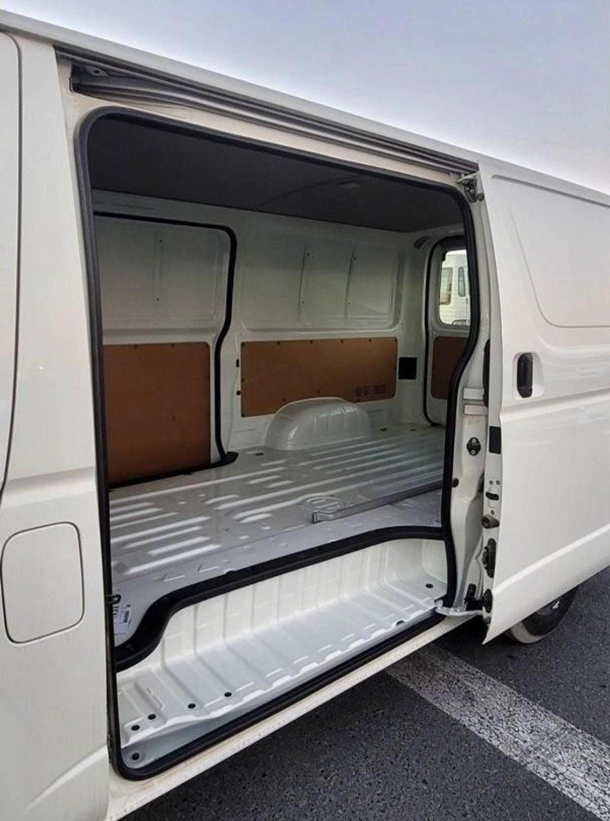 Toyota Hiace Toyota Hiace Cargo 2.7L Petrol 2026-7-7