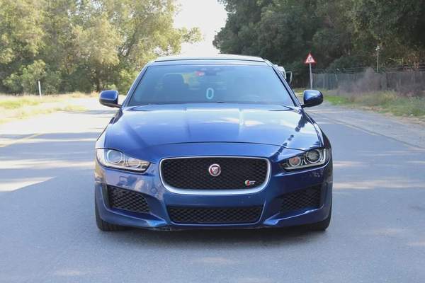 EXCELLENT CONDITION I JAGUAR XE S I 2016 I GCC