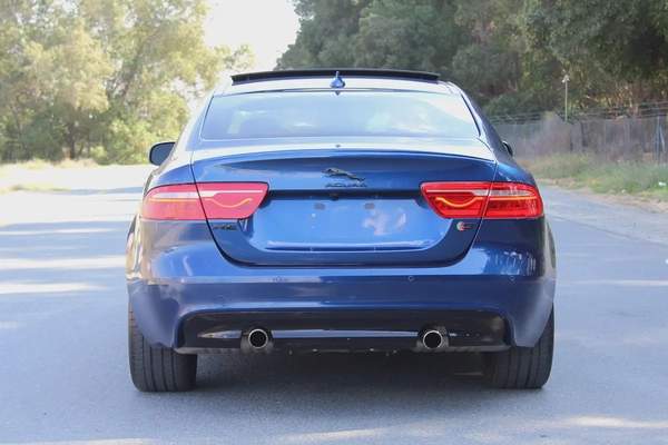 EXCELLENT CONDITION I JAGUAR XE S I 2016 I GCC