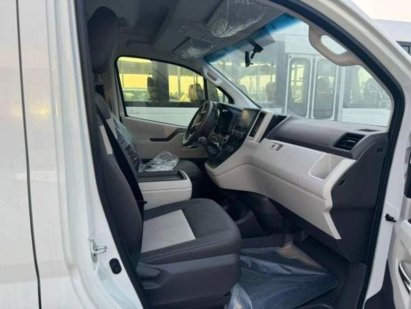 Toyota Hiace 2.8L DIESEL GL FULL OPTION M/T 2025