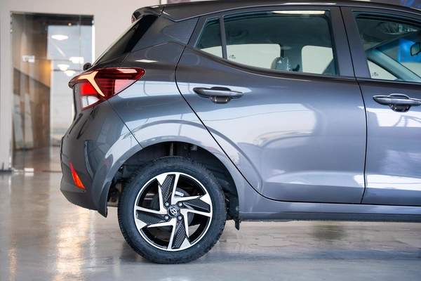HYUNDAI GRAND i10 MODEL 2026 GCC SPECS
