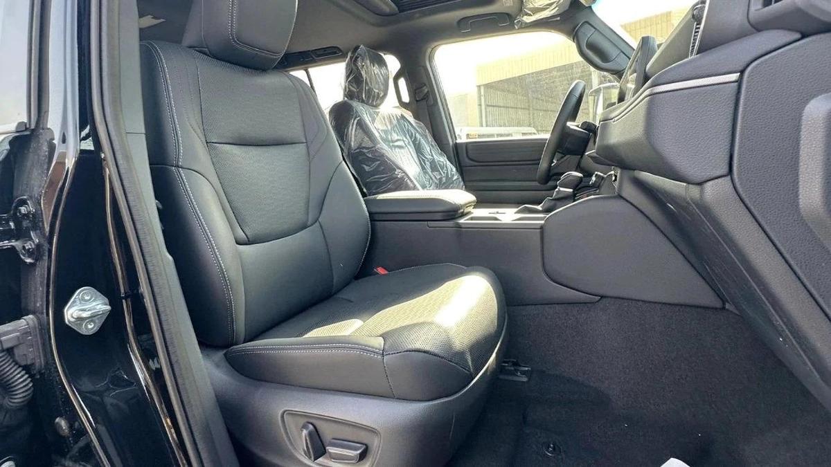 TOYOTA PRADO LUXURY | 2.4L V4 PETROL | FULL OPTION | 360 CAMERA WITH HEAD UP DISPLAY | 2026-6-6