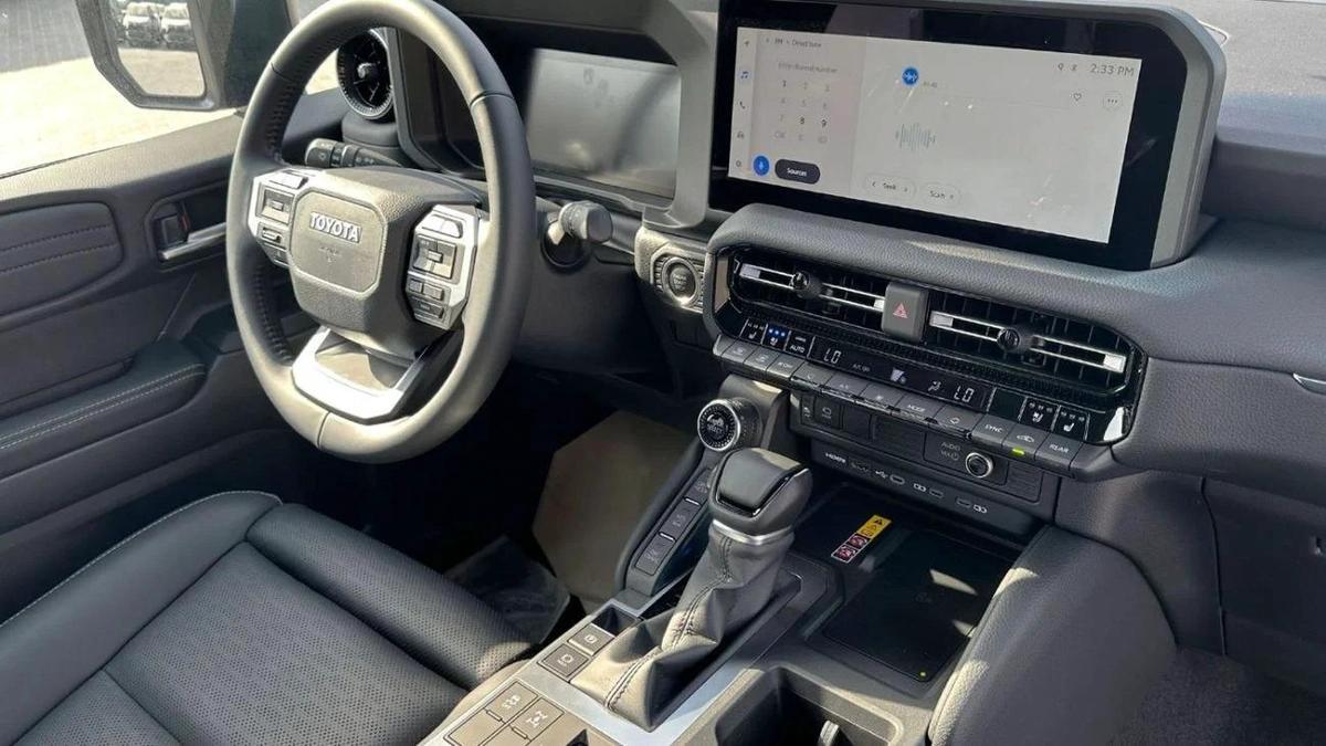 TOYOTA PRADO LUXURY | 2.4L V4 PETROL | FULL OPTION | 360 CAMERA WITH HEAD UP DISPLAY | 2026-18-18