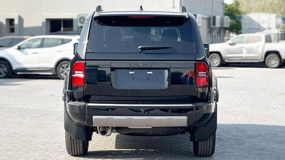 TOYOTA PRADO LUXURY | 2.4L V4 PETROL | FULL OPTION | 360 CAMERA WITH HEAD UP DISPLAY | 2026-7-7