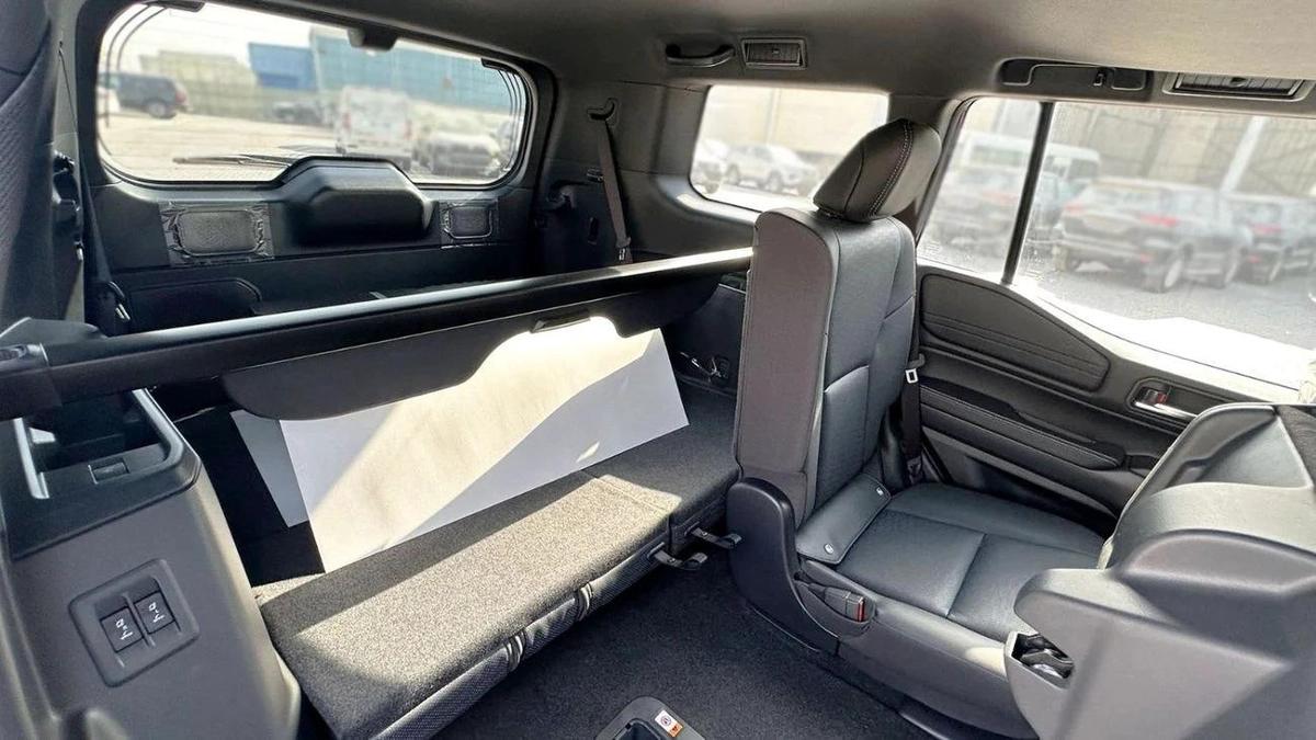 TOYOTA PRADO LUXURY | 2.4L V4 PETROL | FULL OPTION | 360 CAMERA WITH HEAD UP DISPLAY | 2026-3-3