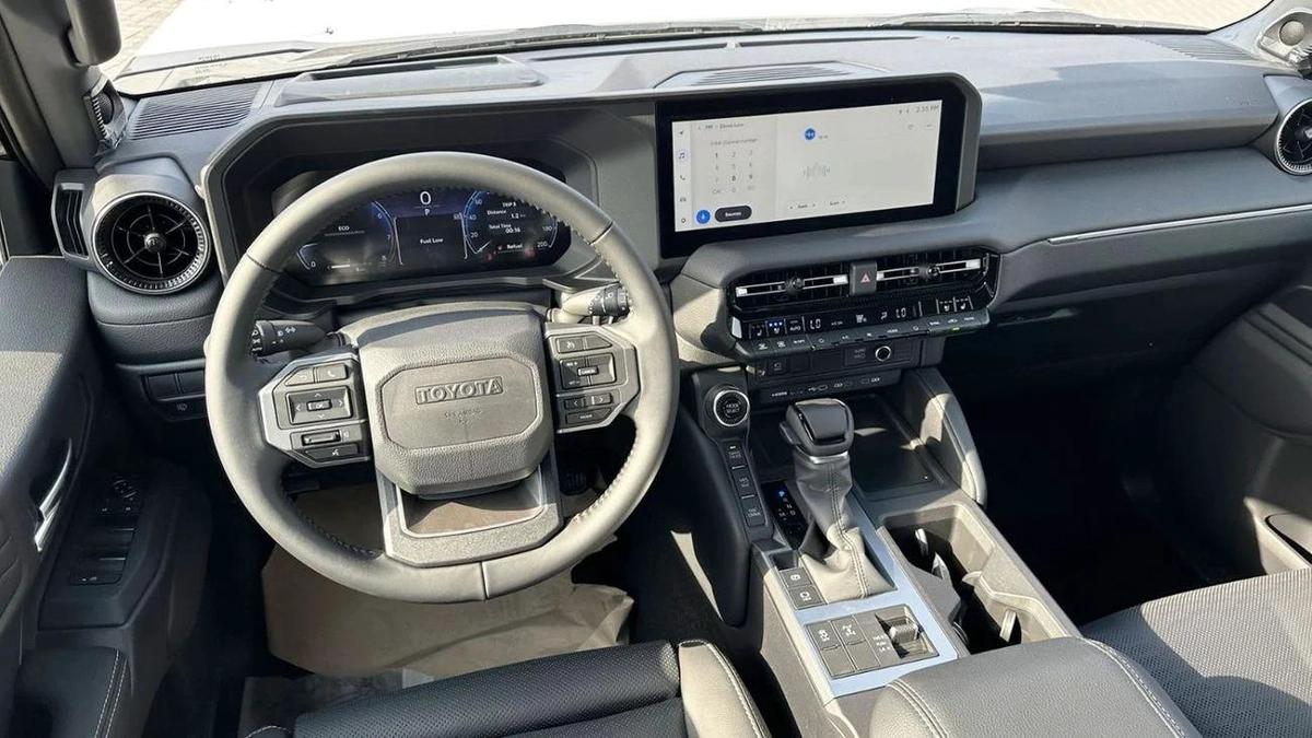 TOYOTA PRADO LUXURY | 2.4L V4 PETROL | FULL OPTION | 360 CAMERA WITH HEAD UP DISPLAY | 2026-14-14
