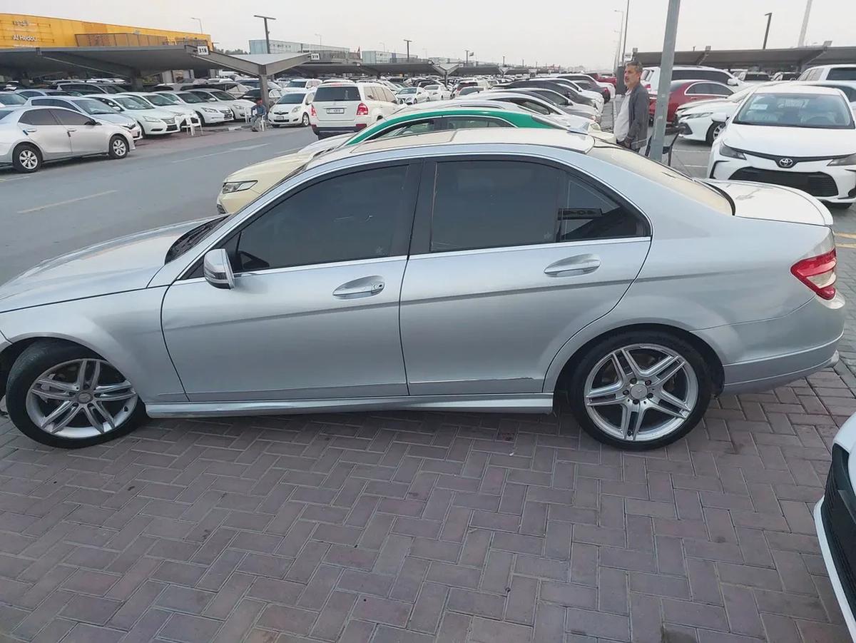 مرسيدس بنز C300 خليجي 2011-10-10