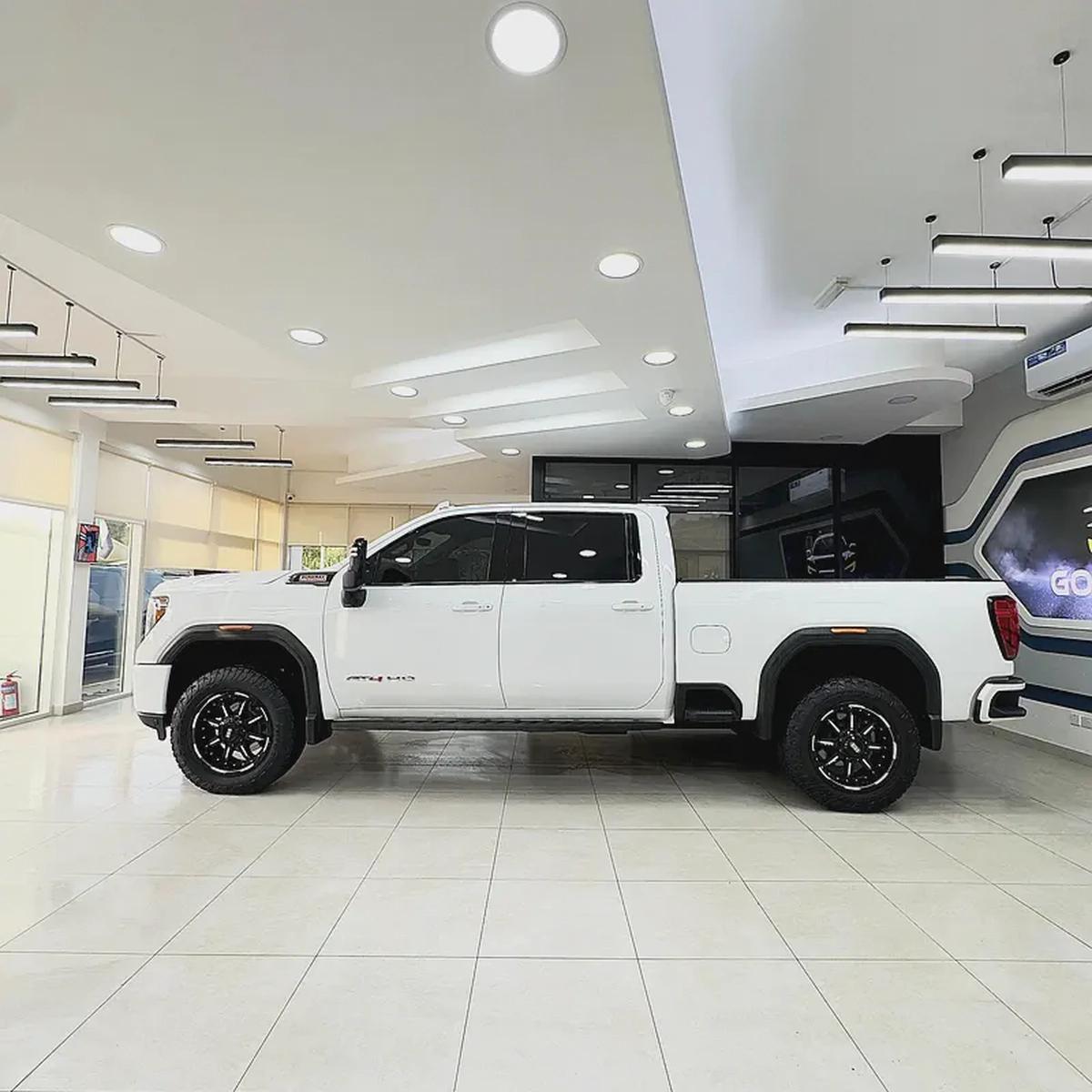 2022 GMC Sierra 2500 HD AT4 - DIESEL-2-2