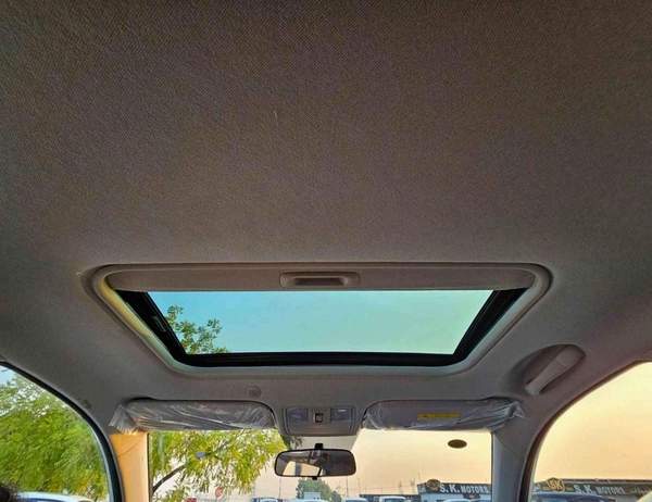 Kia KX1 DUAL TONE | 1.4L V4 PETROL | CVT WITH SUNROOF | PUSH START | DVD CAMERA | CODE # KX1FT