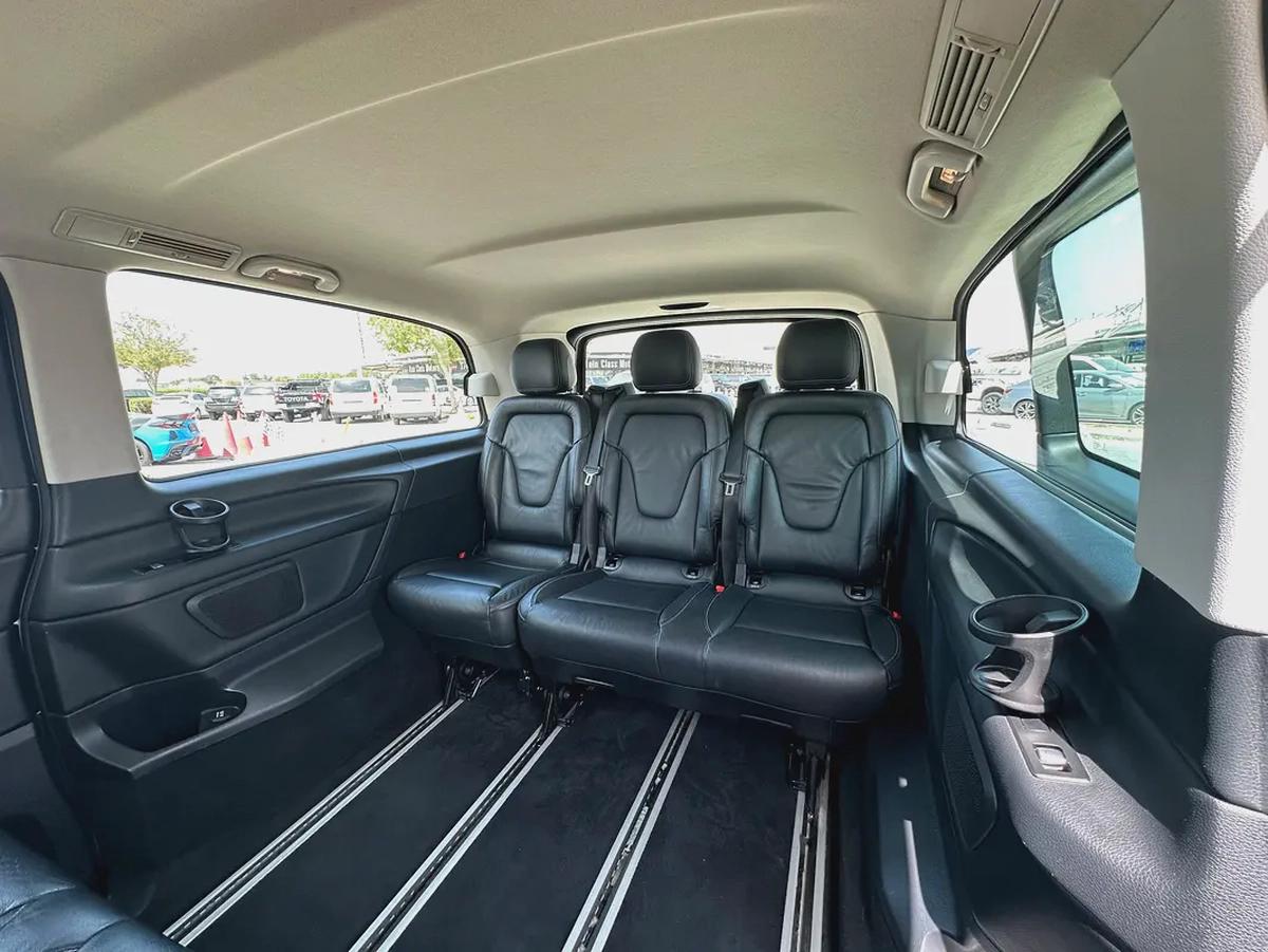 Mercedes Benz V250 2019 GCC-7-7