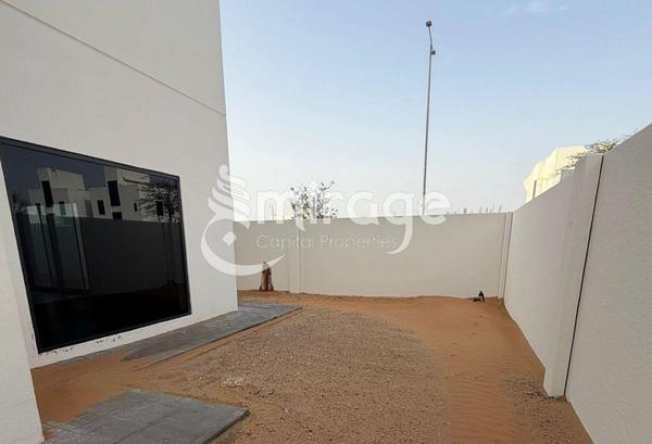 Spacious 3BR Villa | Single Row | Prime Area