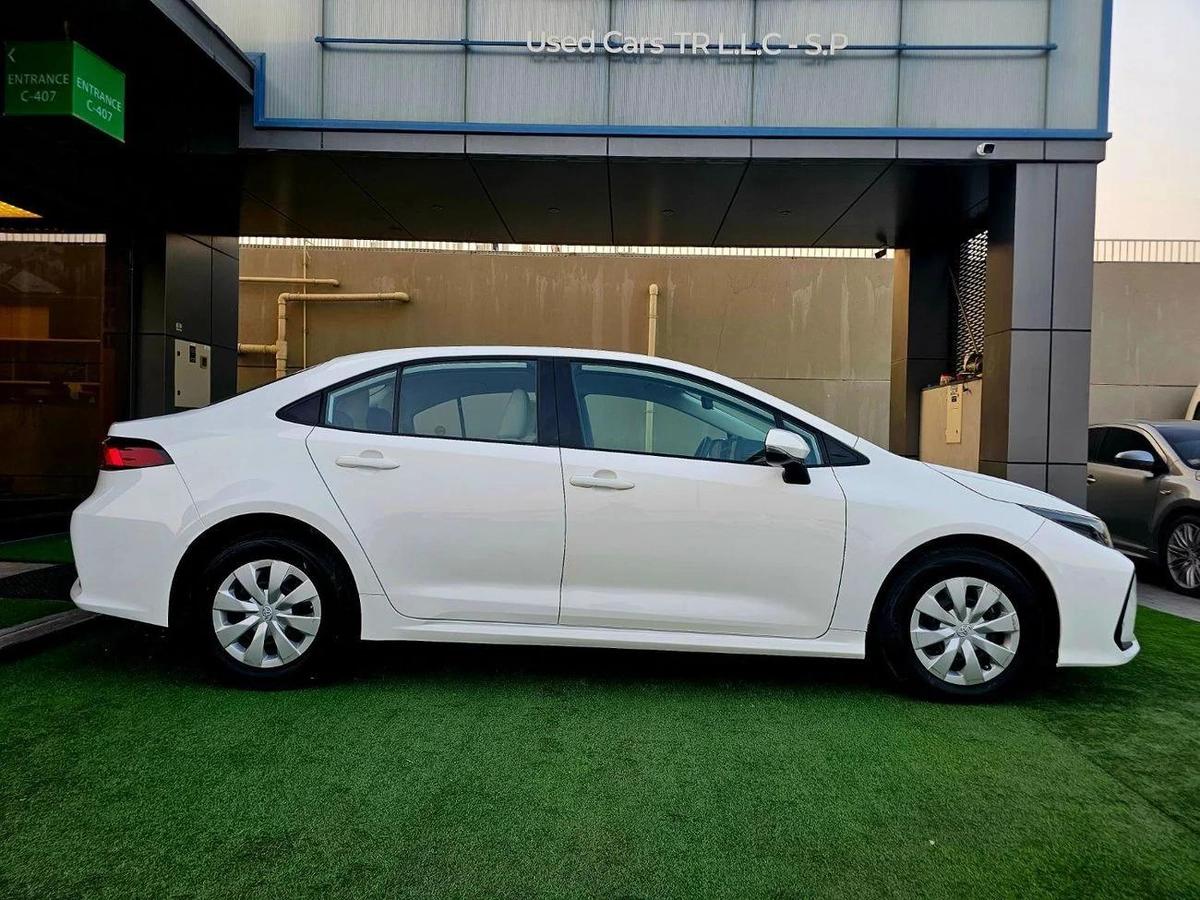 Toyota Corolla XLI GCC 1.6L/ LOW MILEAGE/ CRUISE CONTROL/ FUTTAIM CAR-16-16